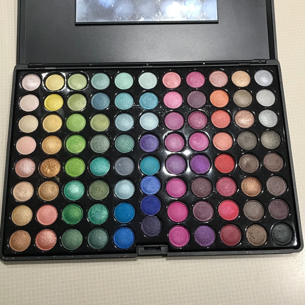 Coastal Scents 88 Ultra Shimmer Palette